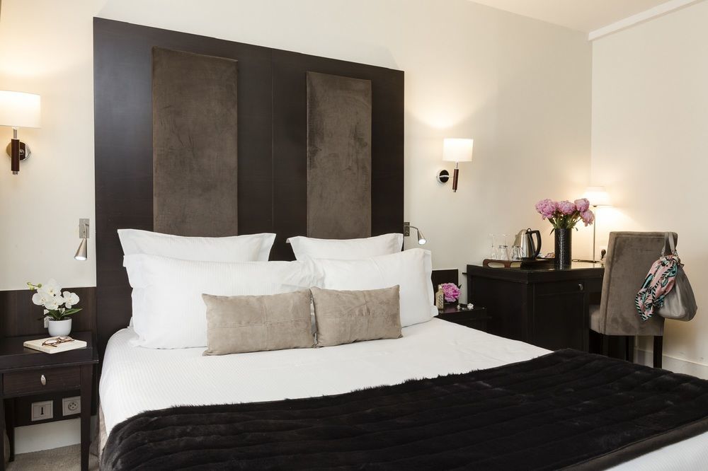 Hotel Elysees Bassano Parijs