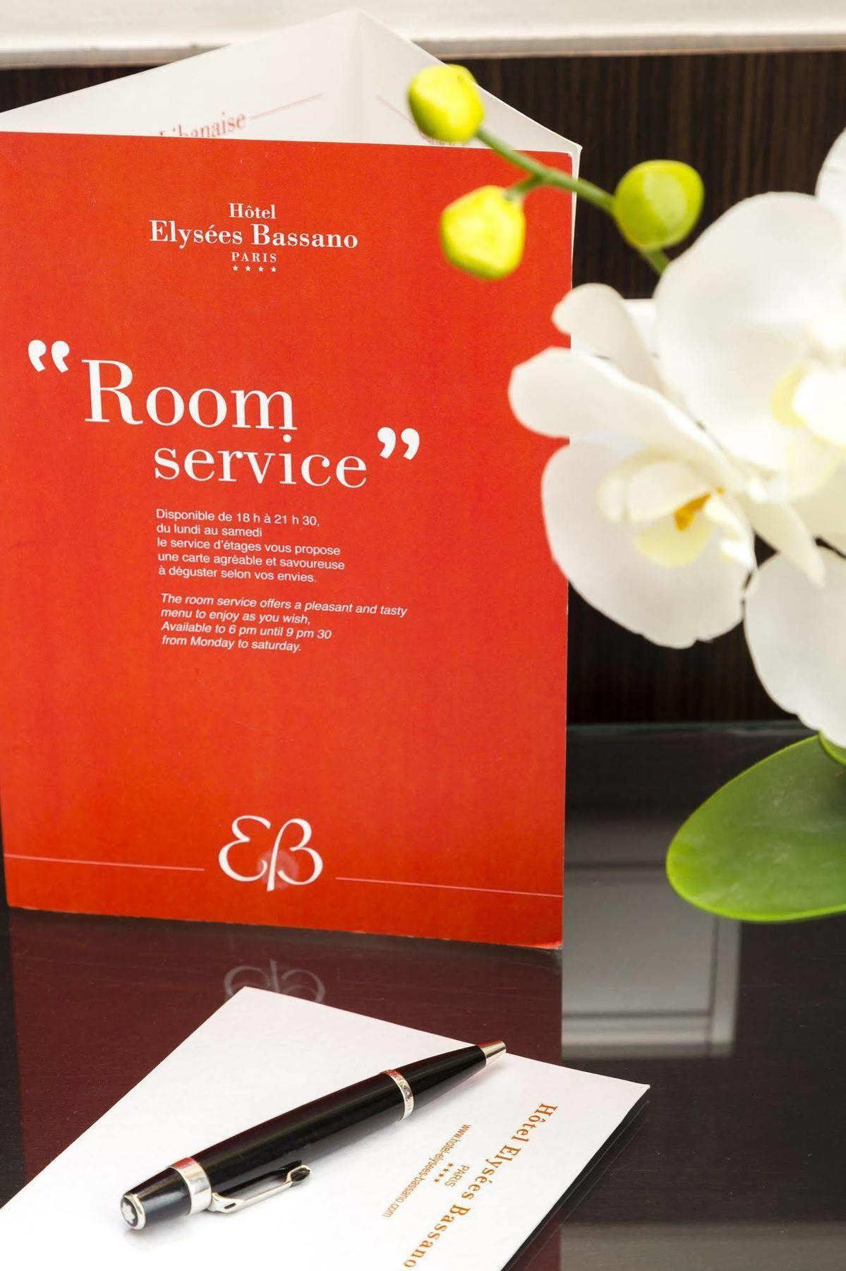 Elysees Bassano 4* Parijs