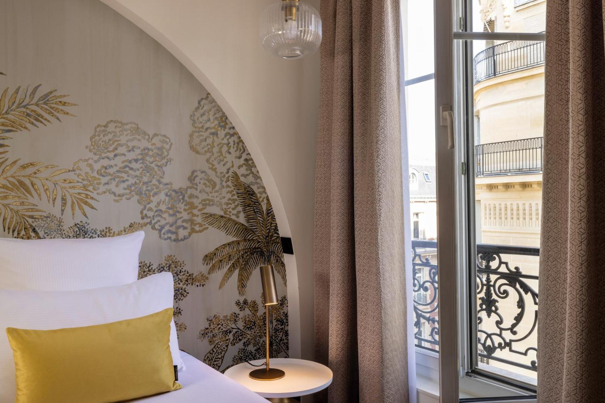 Elysees Bassano 4*