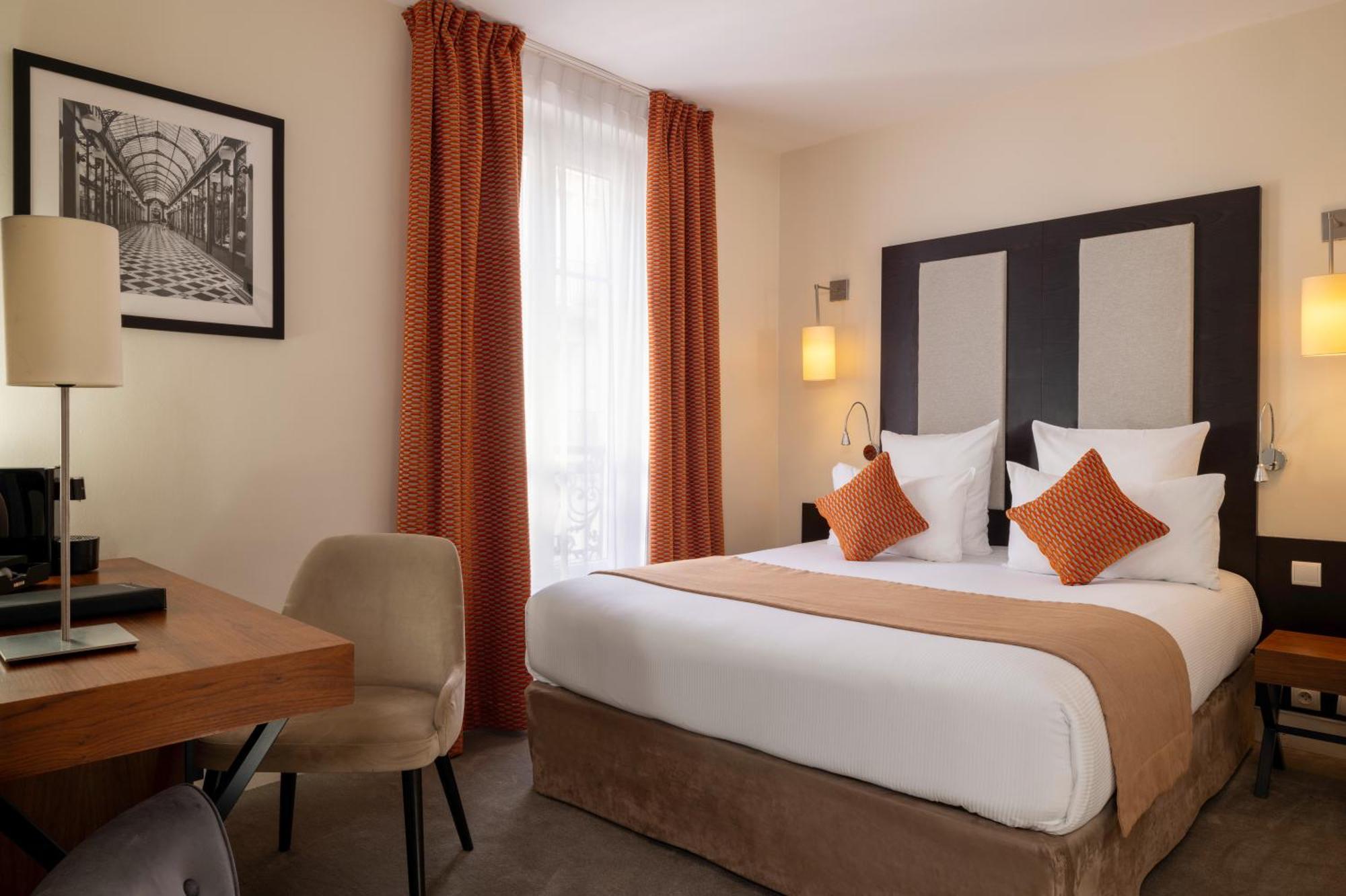 Hotel Elysees Bassano Parijs