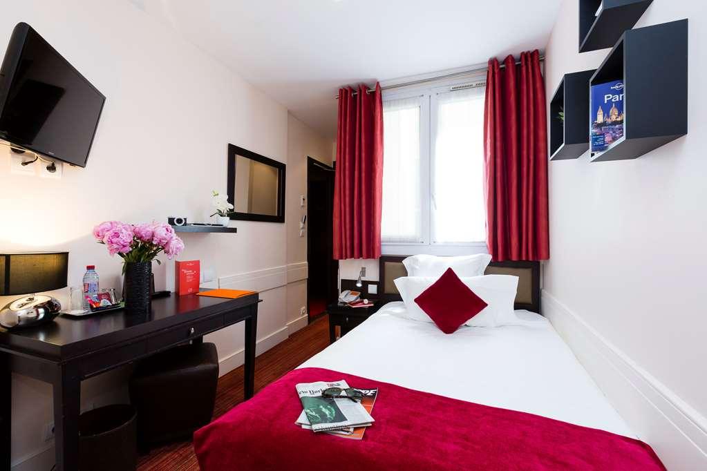 Elysees Bassano 4* Parijs